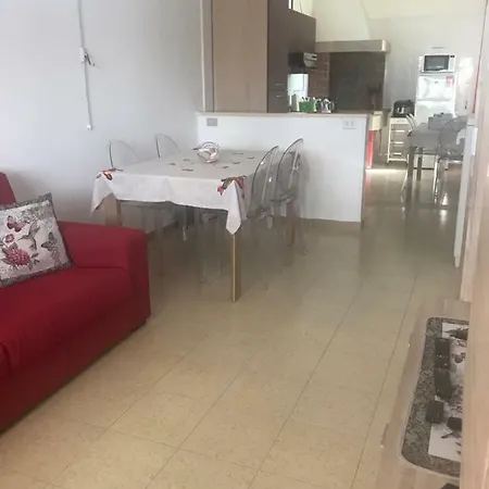 Carlandra Villa