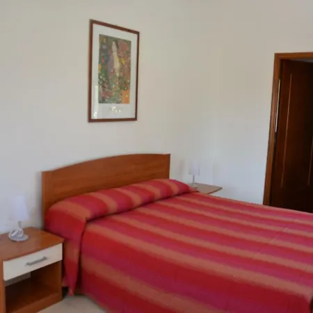Carlandra Vila Torre Rinalda